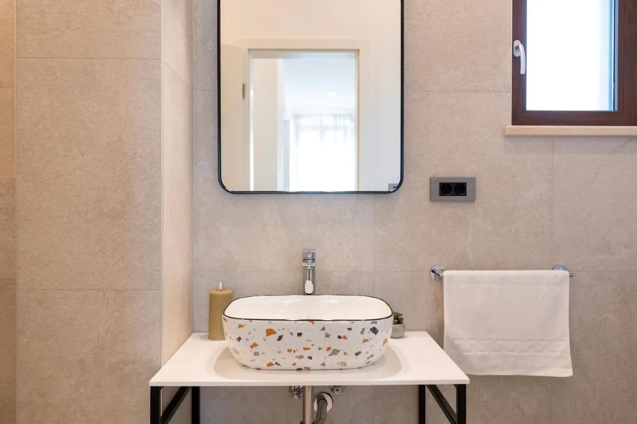 4 Elements - Luxury Family Apartments Tar-Vabriga 0*,  Croácia