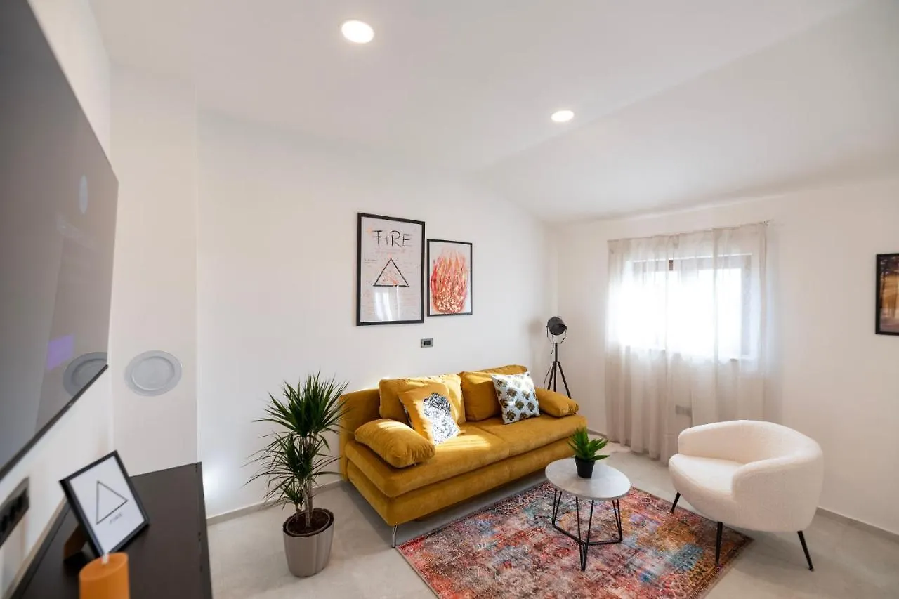 4 Elements - Luxury Family Apartments Tar-Vabriga 0*,